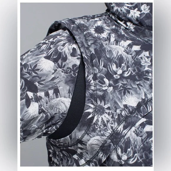 Lululemon Bring Back The Track Jacket Flowabunga Black Angel Wing W4D99S floral - Picture 13 of 15